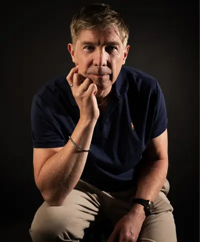 Michael Gray - Electronic music DJ from Paris