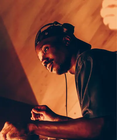 Chinau - House music DJ