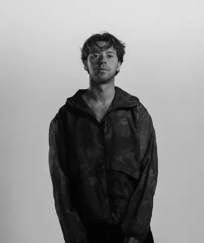 Orsay - Electronic music DJ from Paris