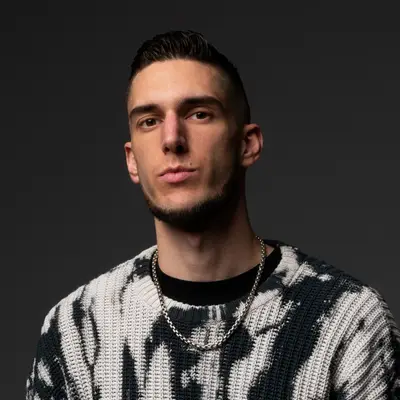 Nau Leone - Electronic music DJ from Miami