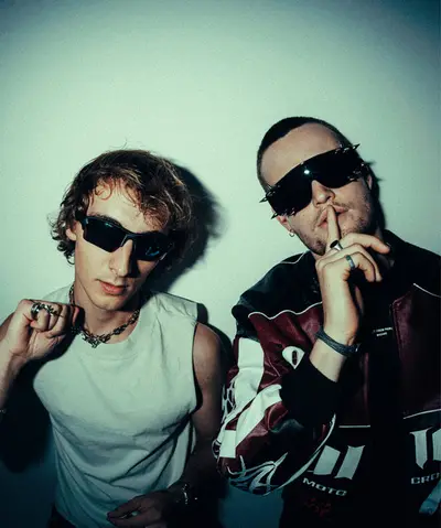 PIRAPUS - Electronic music DJ from Paris