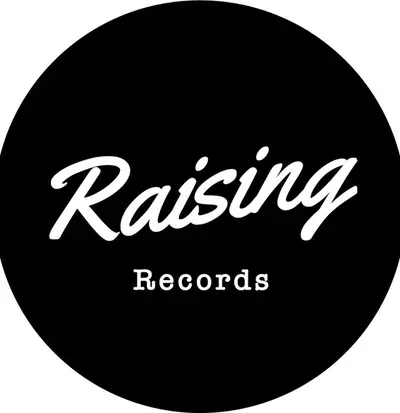 Sy Sez - Electronic music DJ from London