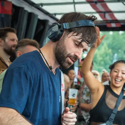 Plunk.ton - Electronic music DJ from Berlin