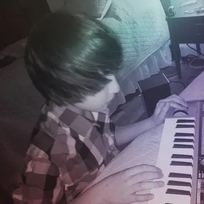 Warpstr - Electronic music DJ from New York City