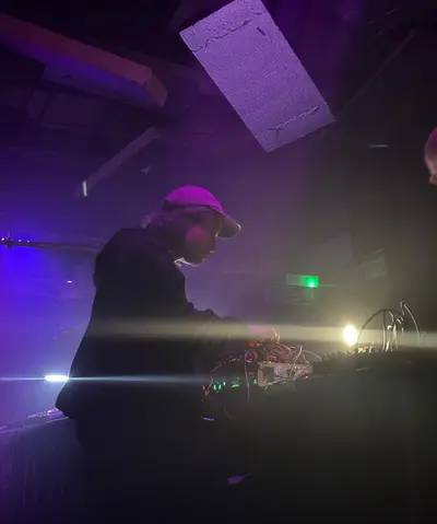 Simon Mós - Electronic music DJ from London