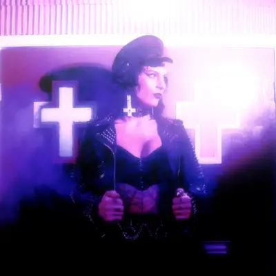 G I N A - Electronic music DJ from New York