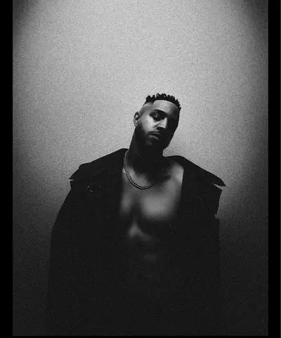 IAMNOBODI - Electronic music DJ from London