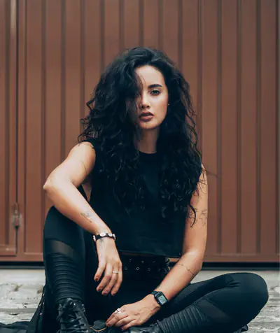 Linda Lenor - Techno music DJ from Barcelona