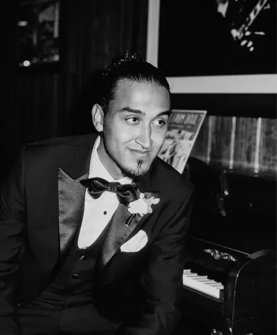 Robert James - Electronic music DJ from London