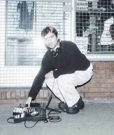 2AT - Electronic music DJ from Berlin