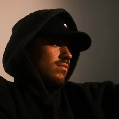 HUJUS - Techno music DJ from Amsterdam