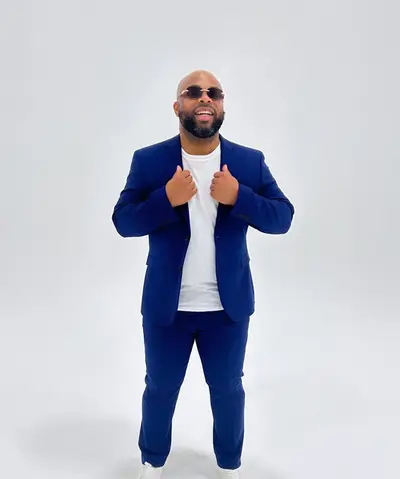 Nathan Adams - Electronic music DJ from London