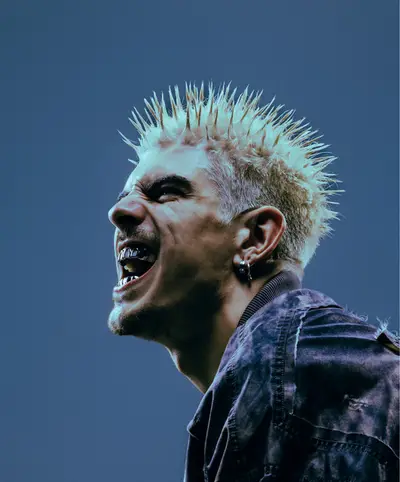 OMAKS - Techno music DJ