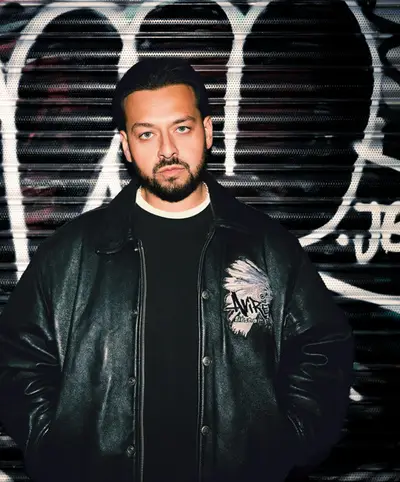 Ozzie Guven - Electronic music DJ from London