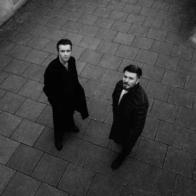 CLOSE PROXIMITY - Electronic DJ