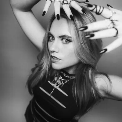 Axelle Maga - Electronic DJ