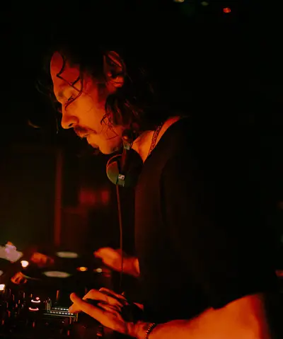 Pyramidal Decode - Electronic music DJ from Madrid