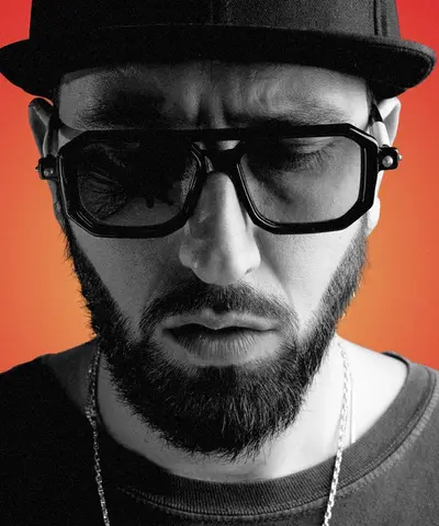 Rafa Barrios - Electronic music DJ from Manchester