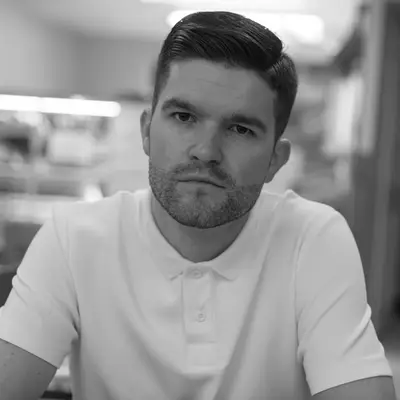 Plastician - Electronic music DJ from Paris