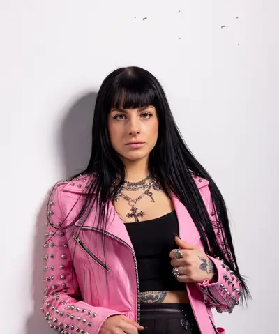 NAMARA - Electronic music DJ from Paris