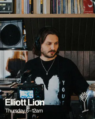 Bar Shrimp: Elliott Lion at Bar Shrimp