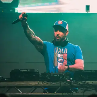 Lee Butlers Bottomless Brunch Club at Grand Central Hall Lee Butlers Bottomless Brunch Club at Grand Central Hall