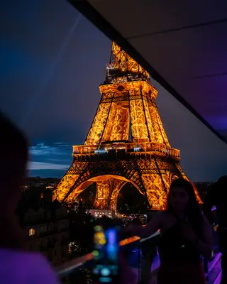 Saturday Night Clubbing at Pullman Rooftop