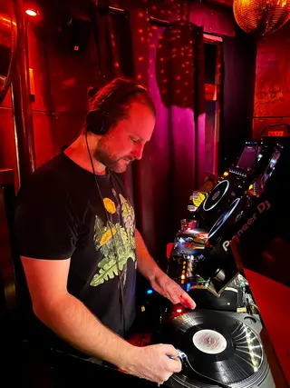 friends.zone mit Ian Fog & Freunde at Minimal Bar friends.zone mit Ian Fog & Freunde at Minimal Bar