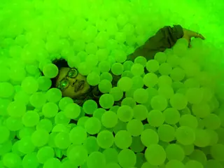 Naked Grapes with VictorDiscos at Orangerie Neukölln