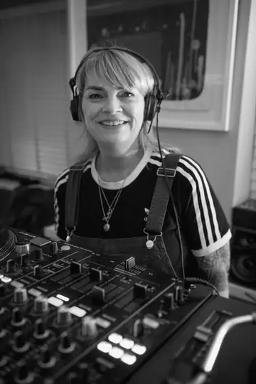 Eclectic Dreams with Sista Paula & Conrad Scott at Ernest Eclectic Dreams with Sista Paula & Conrad Scott at Ernest