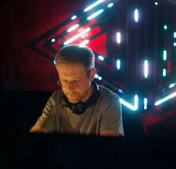 lazy.sunday mit Clarence !FREE ENTRY lazy.sunday mit Clarence !FREE ENTRY - EDM event at Minimal Bar in Berlin