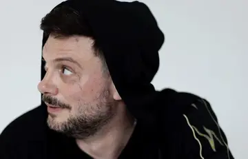 How Sacha Robotti’s 1990s Roots Shaped “Whistle Man” on Dirtybird - EDM news article How Sacha Robotti’s 1990s Roots Shaped “Whistle Man” on Dirtybird - EDM news article