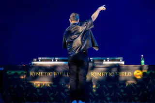 David Guetta reveals return to UNVRS for 2026 residency - EDM news article