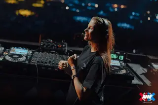 Charlotte de Witte shuts down the streets of Genova for massive rave - EDM news article Charlotte de Witte shuts down the streets of Genova for massive rave - EDM news article