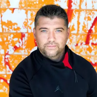 Progressive house DJ and producer Chriss Ronson dies aged 48 - EDM news article