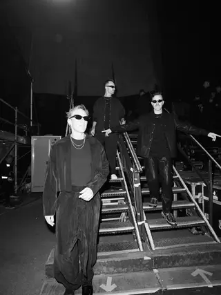 RÜFÜS DU SOL Paid $600K for 45 Minute Private DJ Set in Vegas - EDM news article RÜFÜS DU SOL Paid $600K for 45 Minute Private DJ Set in Vegas - EDM news article