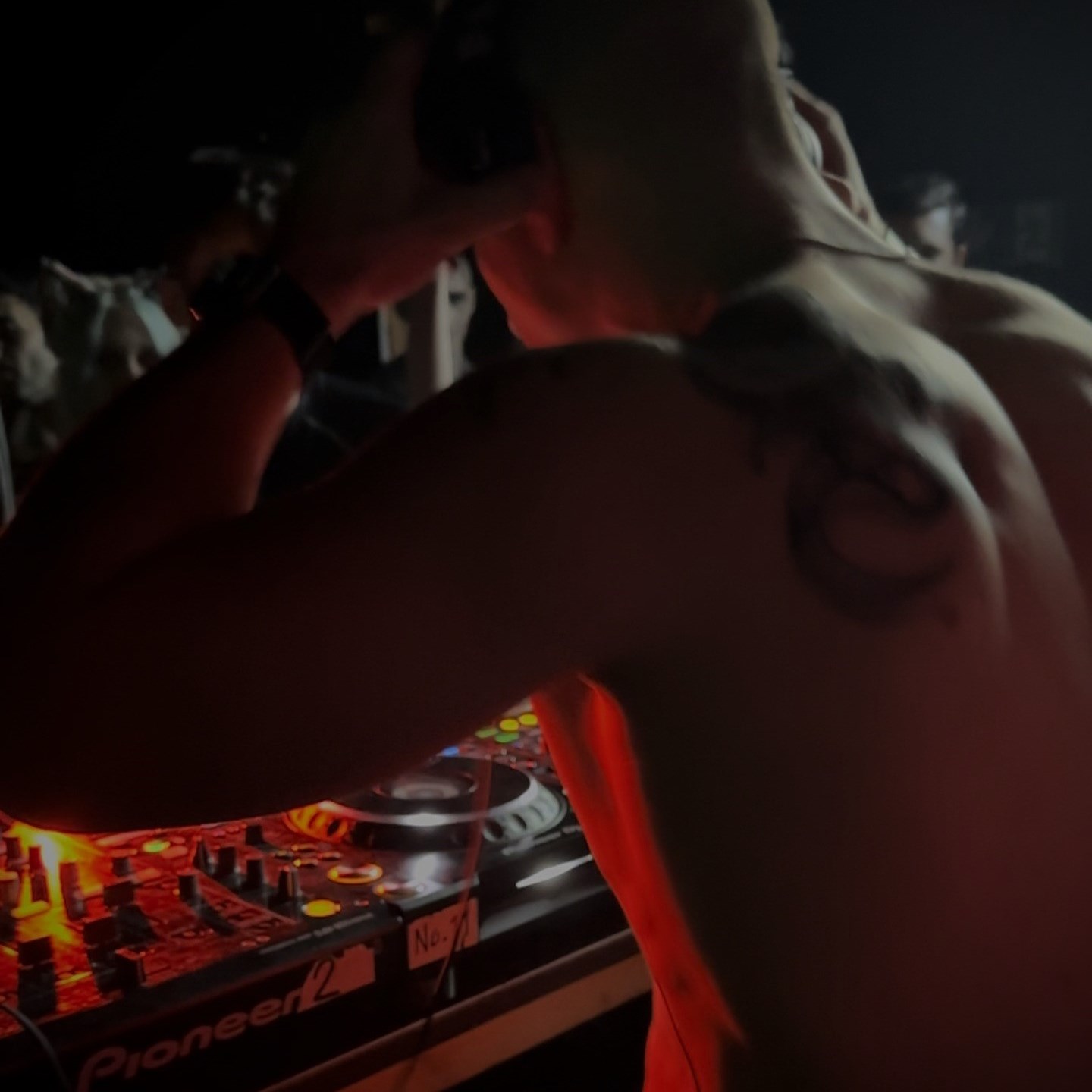 DTEXX - Techno DJ from Berlin DTEXX - Techno DJ from Berlin
