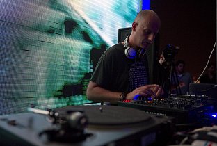 MrD - Disco DJ from Paris