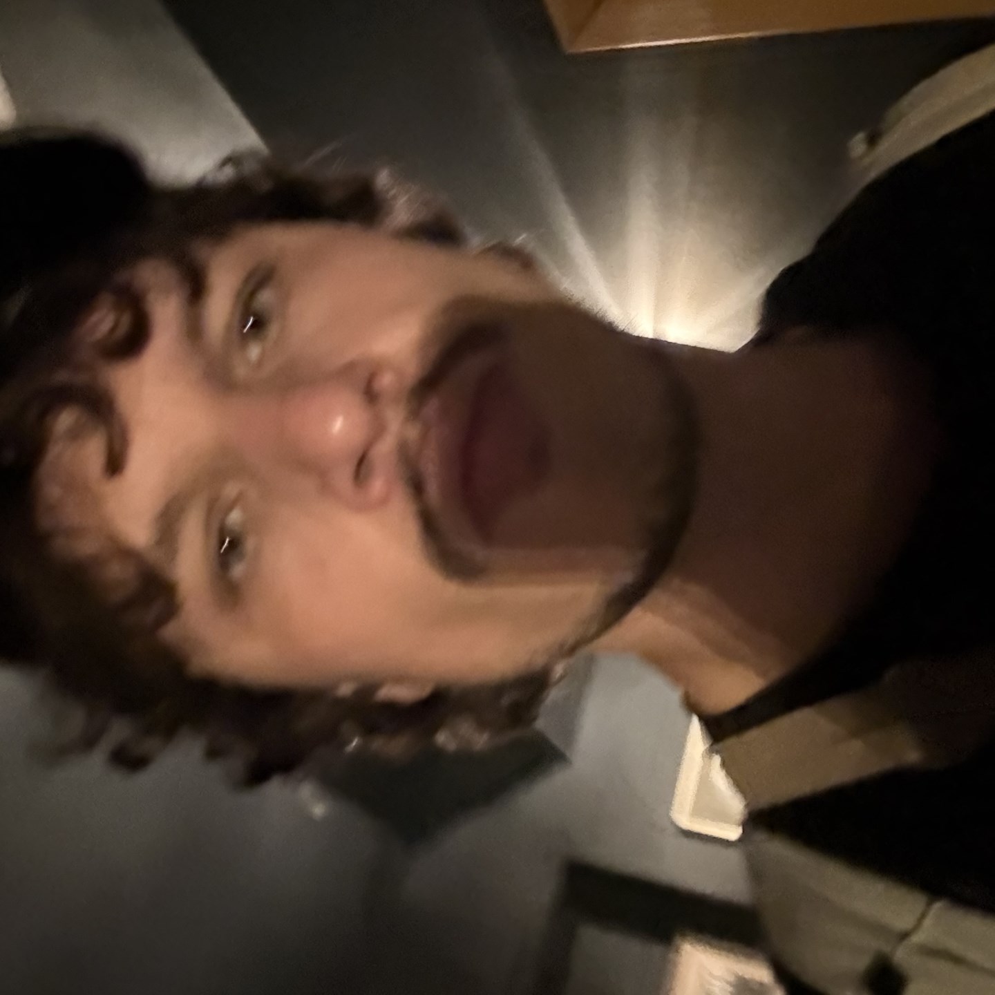 Sweely - Electro music DJ from Bordeaux, France